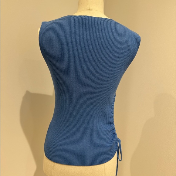 ZARA size M - Picture 4 of 4